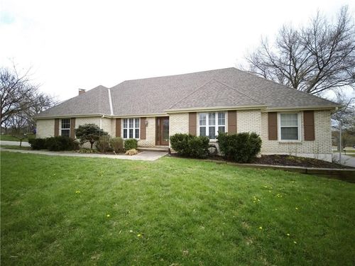 901 96th Terrace, Kansas City, MO, 64155 | Card Image