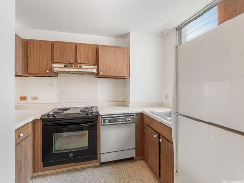 apt-1407-1160 Ala Napunani St, Honolulu, HI, 96818-1693 | Card Image