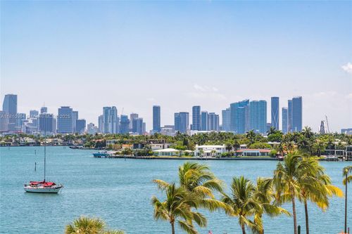 apt-505-9 Island Ave, Miami Beach, FL, 33139-1356 | Card Image