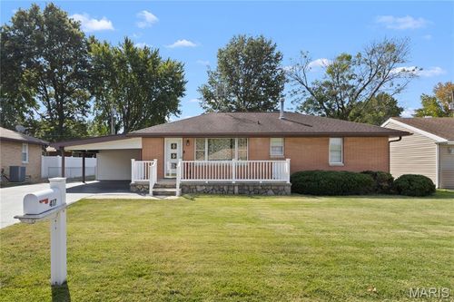 417 California Ave, East Alton, IL, 62024-1812 | Card Image