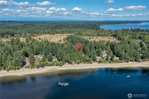 3030 Gravelly Beach Loop Nw, Olympia, WA, 98502-8827 | Card Image