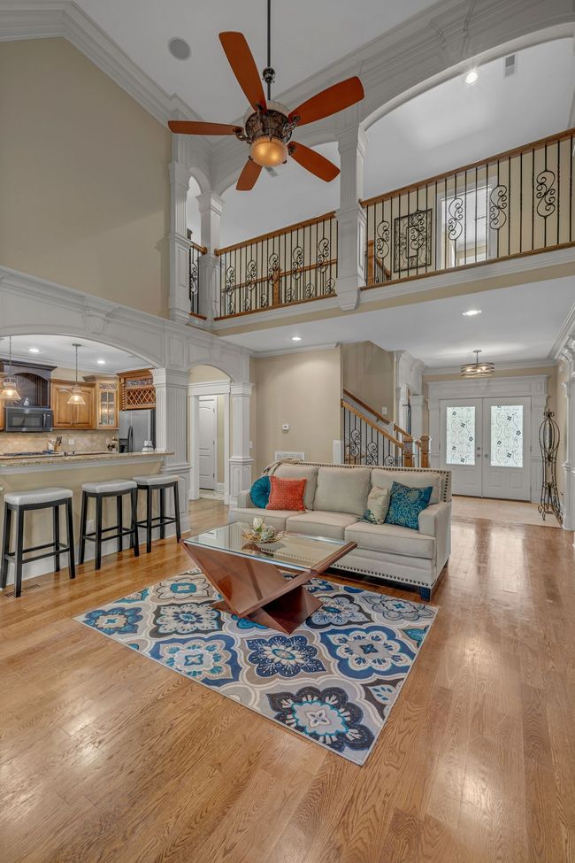 Another two-story view; breathtaking! | Image 15