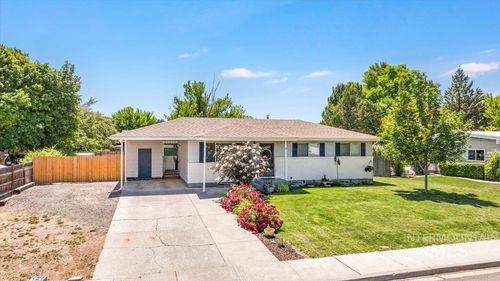1567 Princeton Dr, Twin Falls, ID, 83301-4235 | Card Image