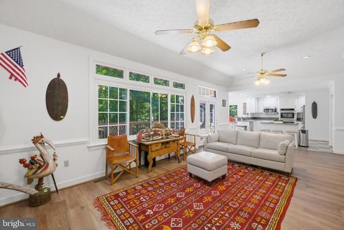 8267 Hanover Grove Blvd, Mechanicsville, VA, 23111-5627 | Card Image