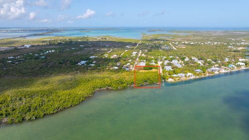 19657 Seminole St, Sugarloaf Key, FL, 33042-3130 | Card Image