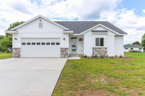 1030 Michele Court, Port Edwards, WI, 54469 | Card Image