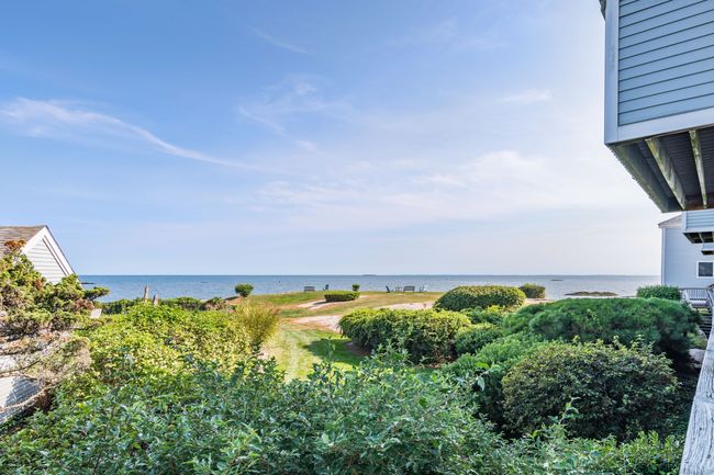 APT-110 - 1 Mansfield Grove Rd, Condo with 2 bedrooms, 2 bathrooms and null parking in East Haven CT | Image 35