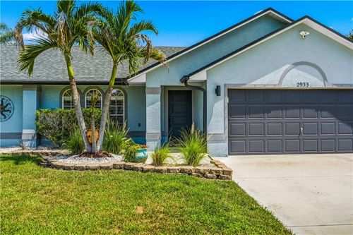 2933 Se Bella Rd, Port St Lucie, FL, 34984-6331 | Card Image