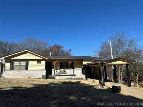 305 Sw 1st, Wilburton, OK, 74578 | Card Image