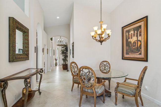 368 Nw Springview Loop, House other with 3 bedrooms, 2 bathrooms and null parking in Port St. Lucie FL | Image 11
