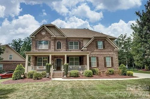 3928 Widgeon Way, Waxhaw, NC, 28173-6009 | Card Image