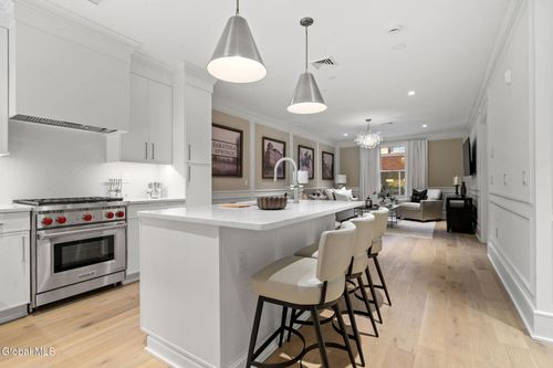 254-b2-19 Washington St, Saratoga Springs, NY, 12866-4159 | Card Image