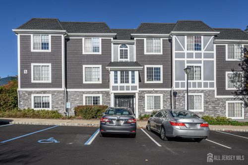 63 Village Dr, Morristown, NJ, 07960-7315 | Card Image