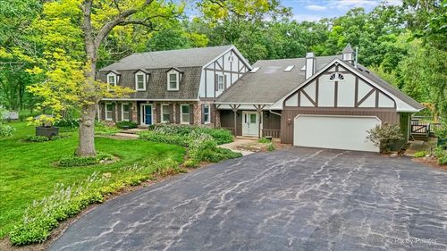 13118 Il Route 176, Woodstock, IL, 60098-7571 | Card Image