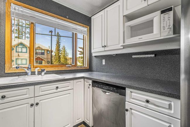 102 - 901 Benchlands Trail, Home with 2 bedrooms, 2 bathrooms and 2 parking in Canmore AB | Image 27