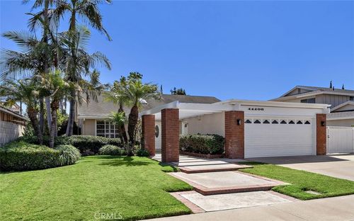 11106 Coral Aloe Ave, Fountain Valley, CA, 92708 | Card Image