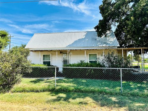 125 Sw 2nd St, Cross Plains, TX, 76443-3309 | Card Image