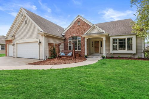 W154S7609 Rain Tree Ct, Muskego, WI, 53150-7761 | Card Image