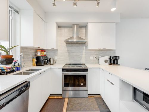 212-5355 Lane St, Burnaby, BC, V5H0H1 | Card Image