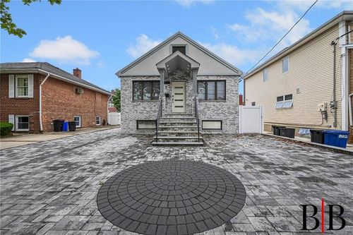 2154 Royce St, Brooklyn, NY, 11234-6223 | Card Image