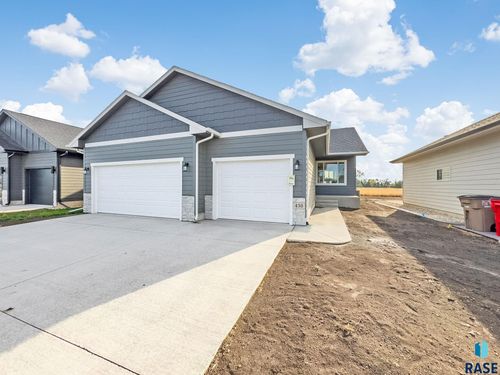 430 Summit Ave, Tea, SD, 57064 | Card Image