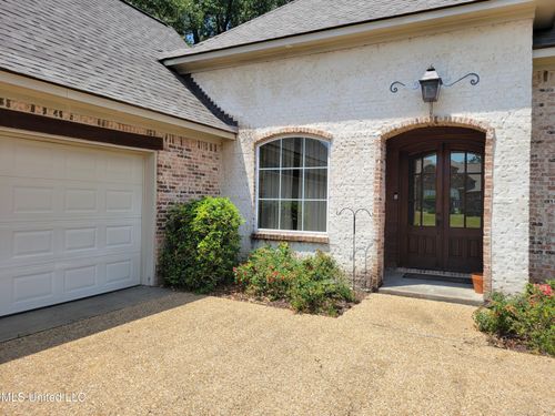 506 Hazelton Dr, Madison, MS, 39110-7317 | Card Image