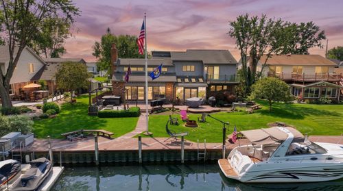 7354 Flamingo St, Clay, MI, 48001-4132 | Card Image