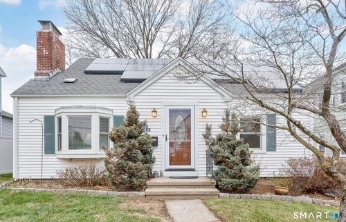 122 Richard St, West Hartford, CT, 06119-2309 | Card Image