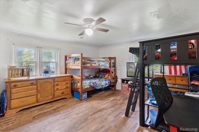22-4828-Rathbun-Rd-Birch-Run-MI-48415-WindowStill-18.jpg | Image 21