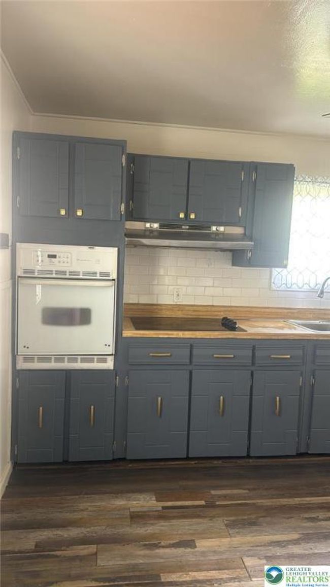838 E Patterson St, House other with 2 bedrooms, 1 bathrooms and null parking in Lansford PA | Image 14