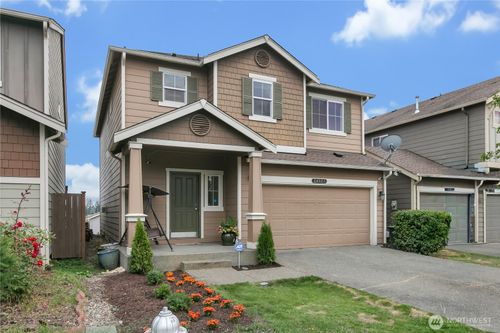 20027 18th Avenue Ct E, Spanaway, WA, 98387-1862 | Card Image