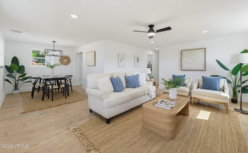 1922 Baggett St, Beaufort, SC, 29902-4412 | Card Image