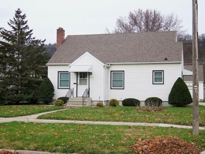 708 Center Avenue, House other with 4 bedrooms, 1 bathrooms and null parking in Decorah IA | Image 1