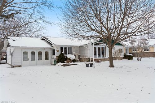 367 Cedar Dr, Turkey Point, ON, N0E1T0 | Card Image