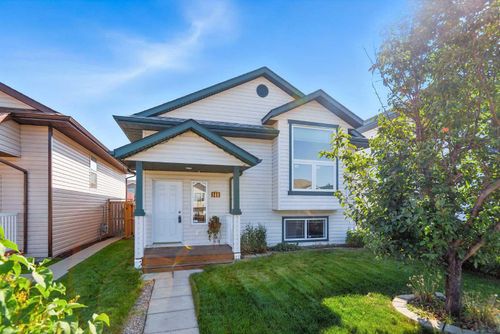 140 Lanterman Close, Red Deer, AB, T4R3N8 | Card Image
