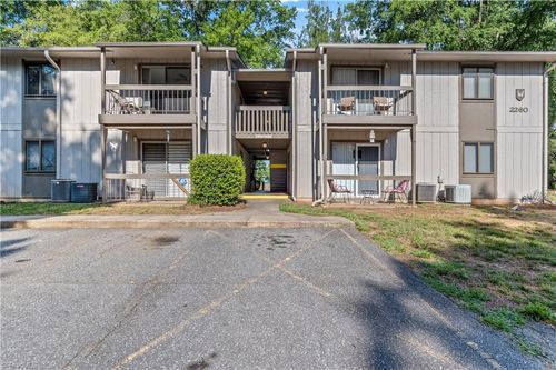 74w-2260 Sunderland Rd, Winston-Salem, NC, 27103-6534 | Card Image