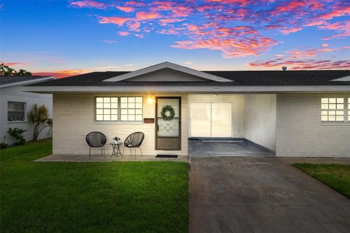 5107 Park Lake Dr N, PINELLAS PARK, FL, 33782-3557 | Card Image