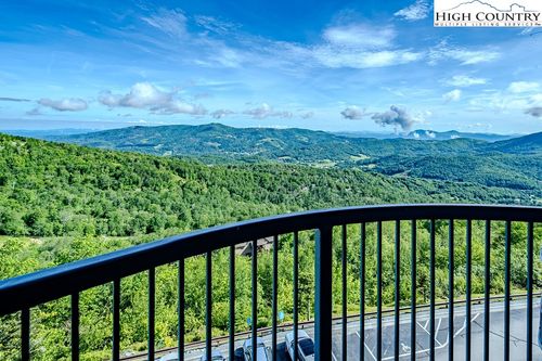 4-3427-303 Sugar Top Dr, Sugar Mountain, NC, 28604-8766 | Card Image
