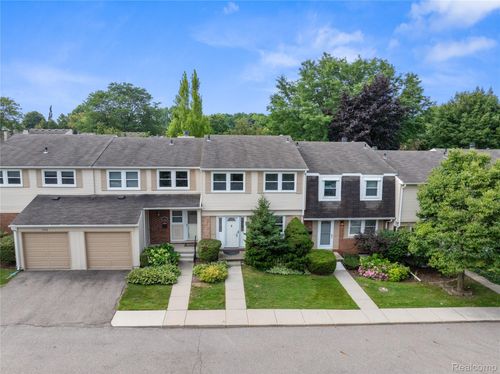 305-1747 Brentwood Dr, Troy, MI, 48098-2636 | Card Image
