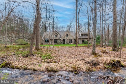 1316 Ridge Rd, FAYETTEVILLE, PA, 17222-9714 | Card Image