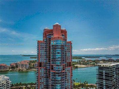 2104 - 300 S Pointe Dr, Condo with 2 bedrooms, 2 bathrooms and null parking in Miami Beach FL | Image 3