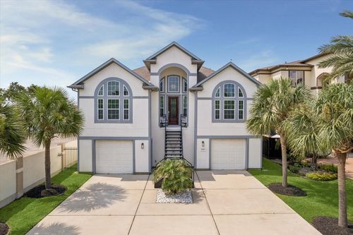 2230 Marina Way, Kemah, TX, 77565-2039 | Card Image