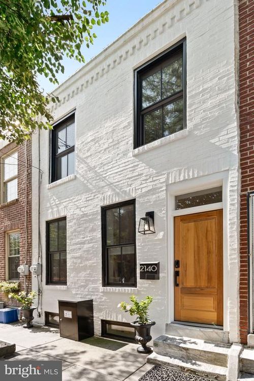 2140 Saint Albans St, PHILADELPHIA, PA, 19146-1225 | Card Image