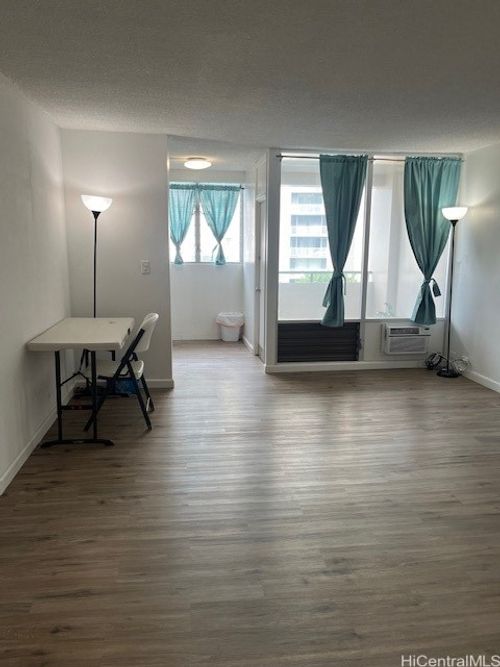 apt-402-747 Amana St, Honolulu, HI, 96814-5117 | Card Image