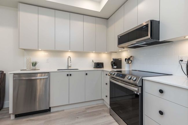 101 - 45511 Campus Dr, Condo with 1 bedrooms, 1 bathrooms and null parking in Chilliwack BC | Image 7