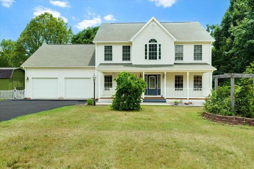 282 Four Seasons Dr, Troutville, VA, 24175-6497 | Card Image
