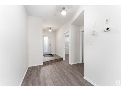 112 - 9828 112 St Nw, Condo with 1 bedrooms, 1 bathrooms and null parking in Edmonton AB | Image 3