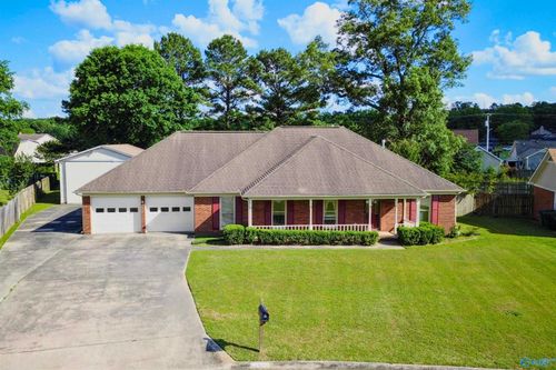 2816 Winthrop Drive, Decatur, AL, 35603 | Card Image