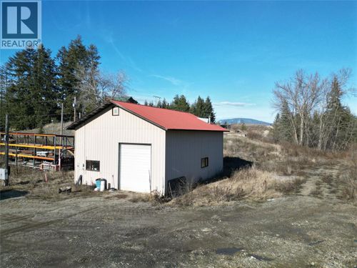 3030 40 St Se, Salmon Arm, BC, V1E1X7 | Card Image