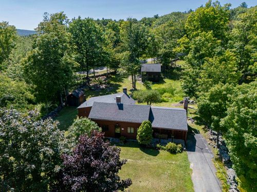 578 Center Rd, Hillsborough, NH, 03244-4311 | Card Image